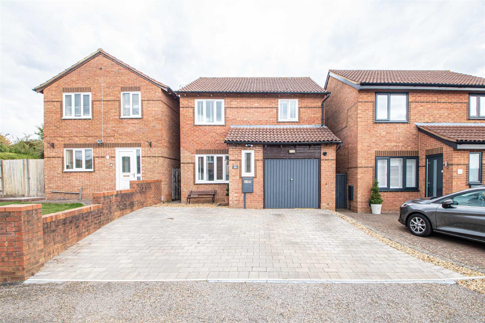 Hexham Gardens, Bletchley, Milton Keynes